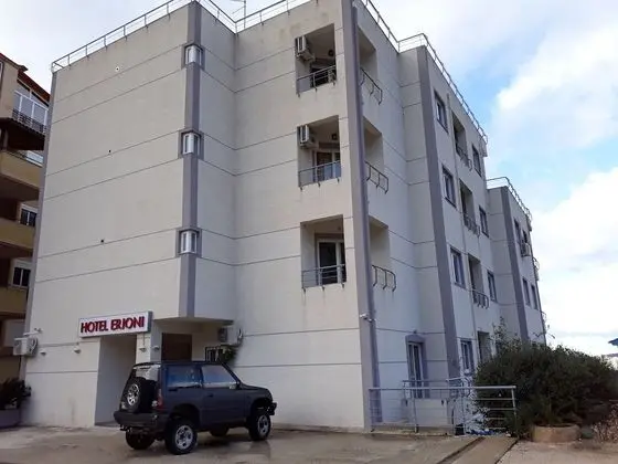 Hotel Erjoni - Dış Mekan