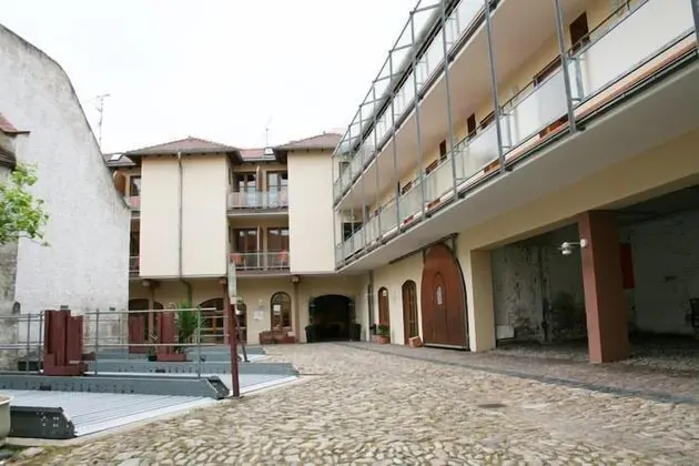 Hotel Erlenbacherhof - Dış Mekan