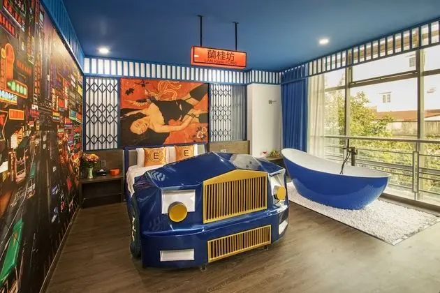 Eros Hotel 2