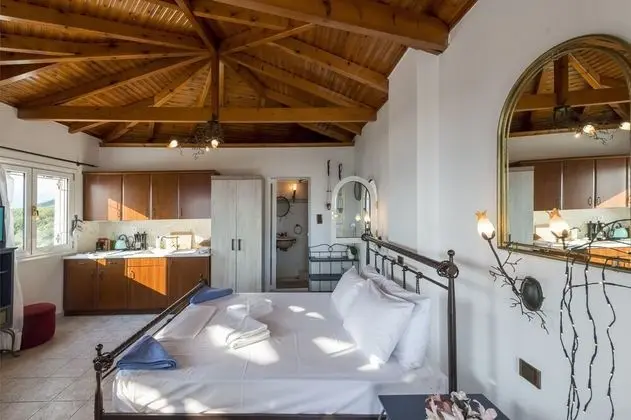 EROS Loft with Pool near Beach - Oda
