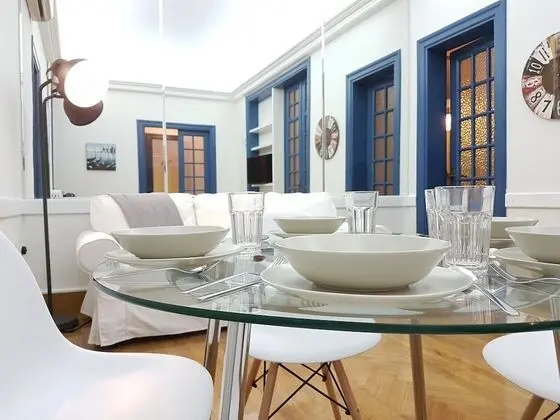 Erra - Aegean - Neoclassical - Athens Center,200m²,5 BD,2.5 BATH - Oda Düzeni
