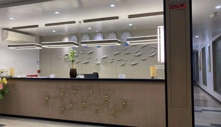 ERUS SUITES HOTEL BORACAY - Lobi