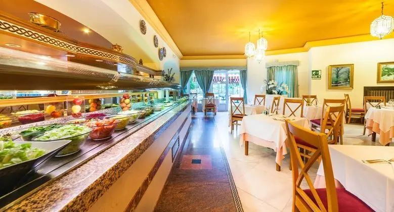 Hoteles Globales Reina Cristina