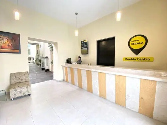 Hotel Escala Puebla Centro - Lobi