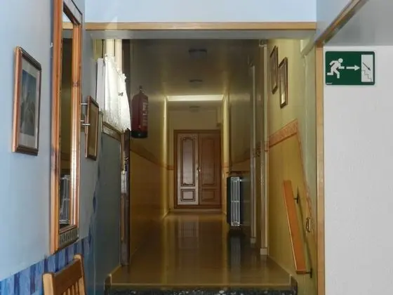 Hotel Escalar - İç Mekan