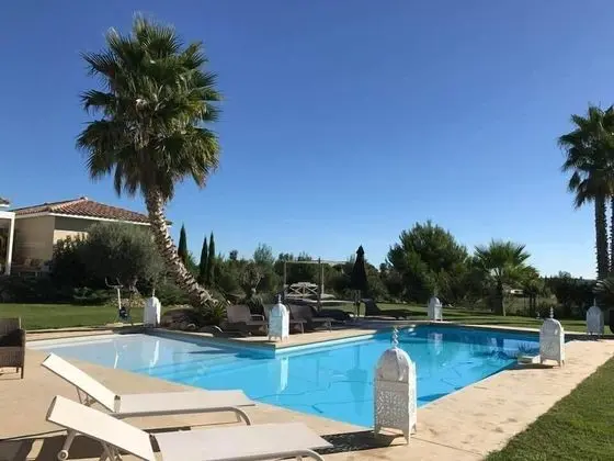 Escapades Lointaines Chambres d'hôtes B&B - Havuz