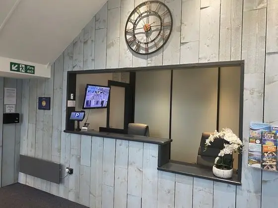 Escape Hotel - Lobi