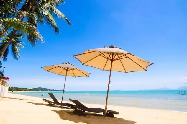 Escape Beach Resort - Plaj