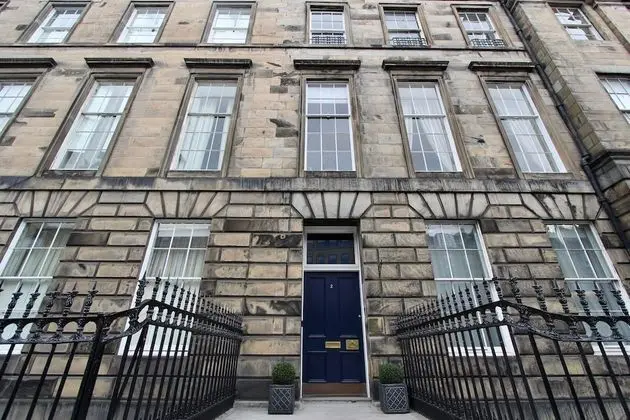 Escape To Edinburgh @ Albyn Place