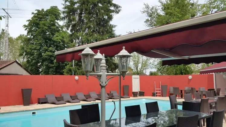 Escatel Hotel