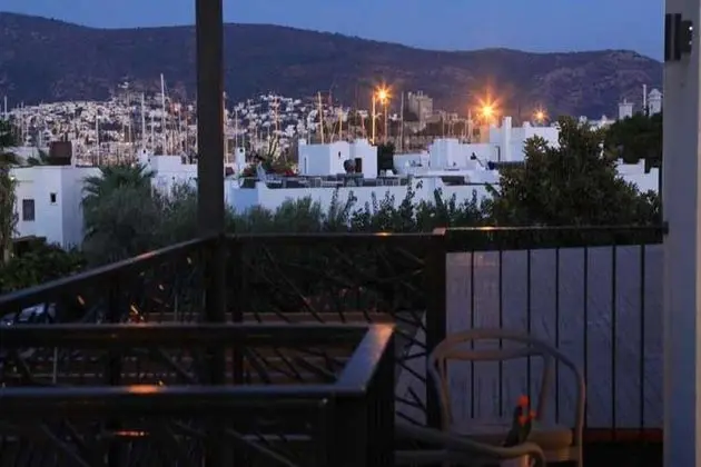 Eskiceshme Bodrum Marina - Yerinde Yemek