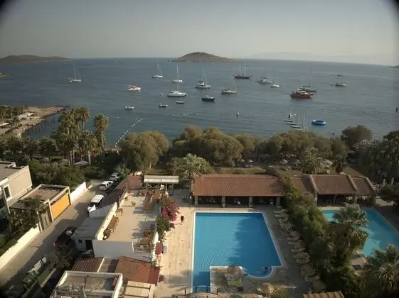 Eskiyalı Otel