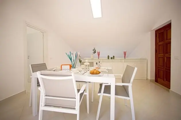Villa Esmeralda, Exclusive Beachfront Villa - Yerinde Yemek