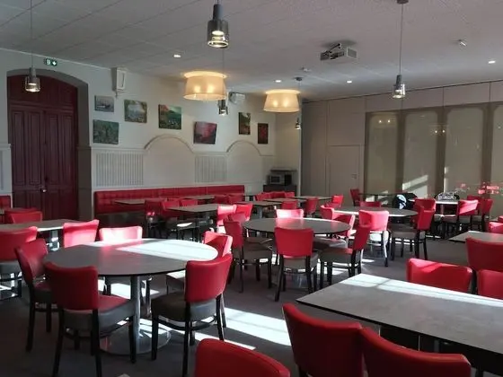 Espace Montcalm - Yerinde Yemek