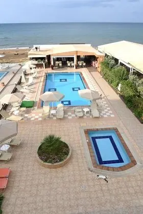 Esperides Beach Hotel Apartments