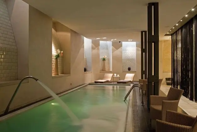 Esplendor Savoy Rosario