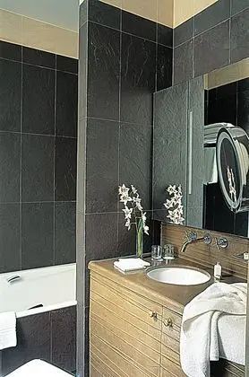 Esprit Saint Germain