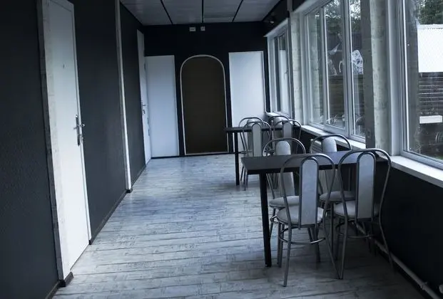 Esquire House - Lobi