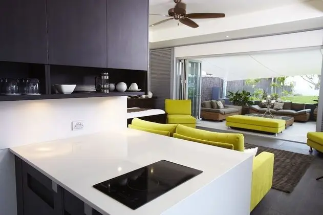 Essence Beachfront Retreat - Mutfak