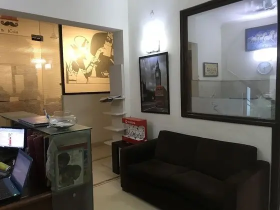 The Essence Suite - Lobi