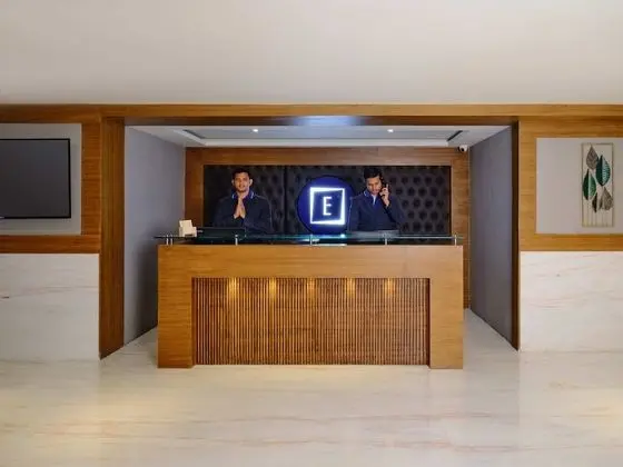 Essentia Premier Hotel Chennai - Lobi