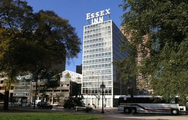 Hotel Essex Chicago