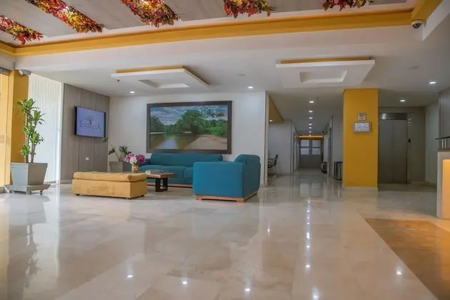 Hotel Estancia Chipichape Cali - Lobi