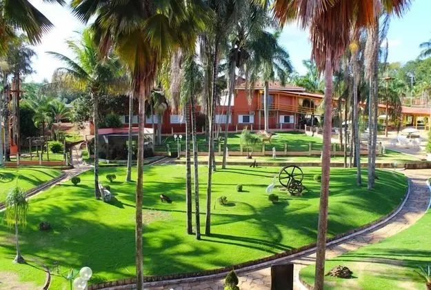 Estancia Park Hotel
