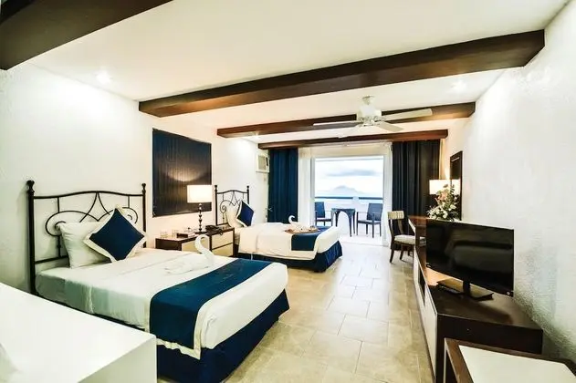 Estancia Resort Hotel by SMS Hospitality - Oda
