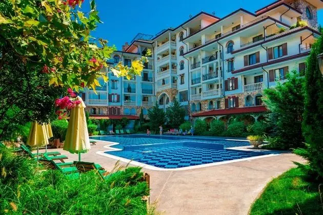 Esteban VIP Residence Club - Havuz