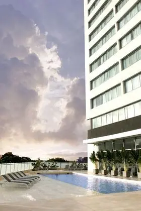 Estelar Apartamentos Barranquilla - Havuz