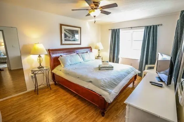 Estero Beach Club East 31 - Oda