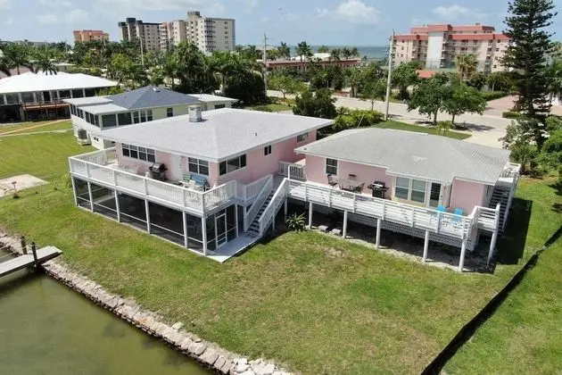 Estero Island Apartment With Boat Dock - Dış Mekan