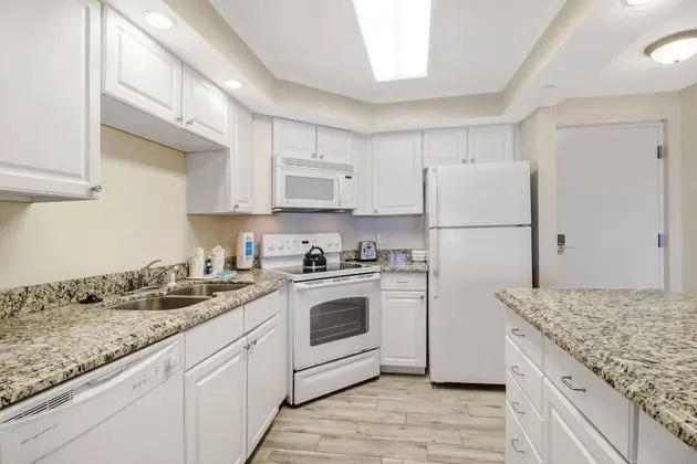 Estero Island Beach Villas 105 - Mutfak
