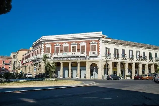 Estes