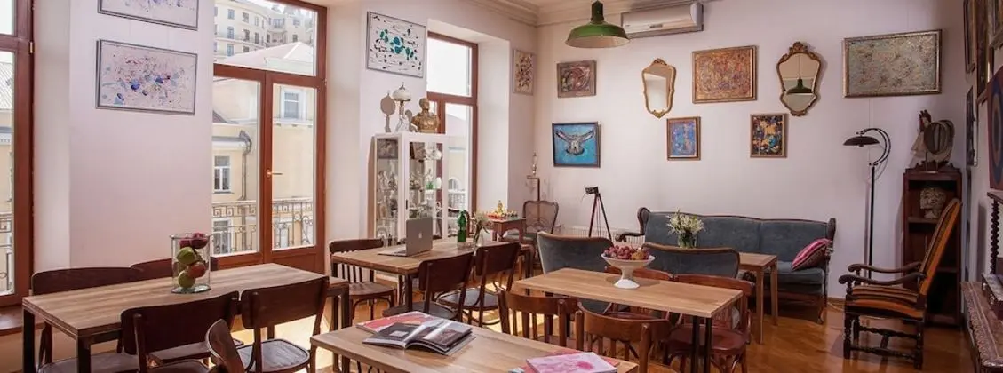 EstherHouse - İç Mekan