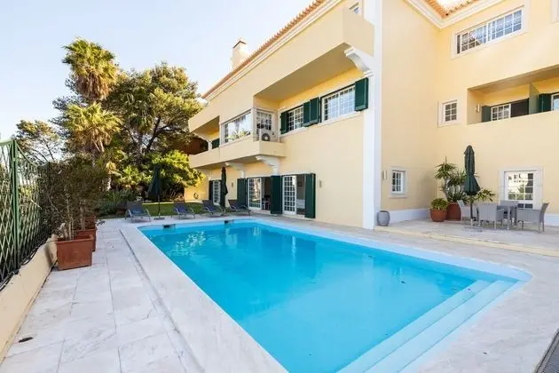 Estoril Budget & Spa - Havuz