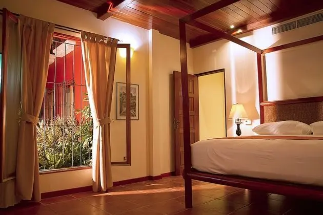 Estrada Hotel & Bistro - Oda