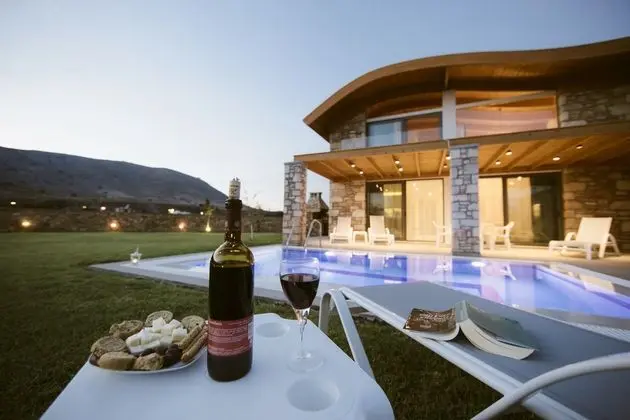 Estrella Villas