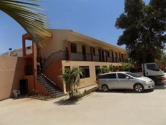 Etana Motel