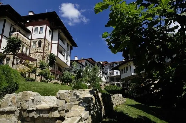 Etara Apartments