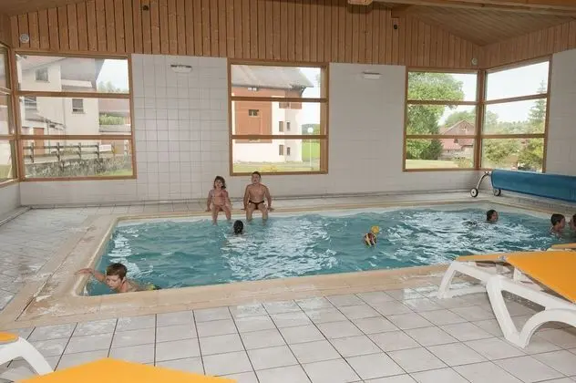 Hotel Etoile Des Neiges - Havuz