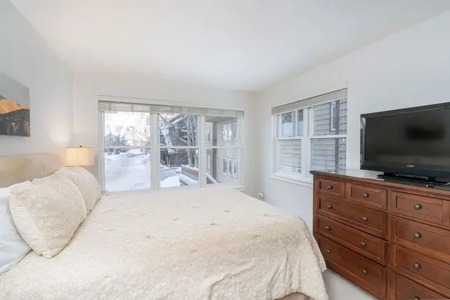 Etta Place 1 by Avantstay Ski In/ Ski Out Unit w/ Views of the Slopes! - İç Mekan