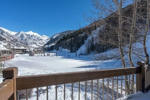 Etta Place Too 113 by Avantstay Close to Town & The Slopes! In Complex w/ Communal Pool & Hot Tub - İç Mekan