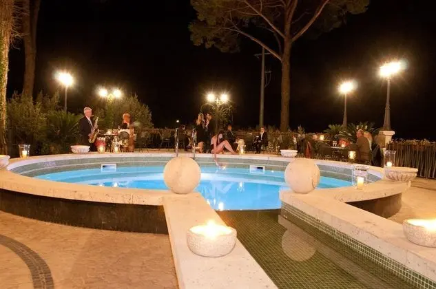 Villa Euchelia Resort - Havuz