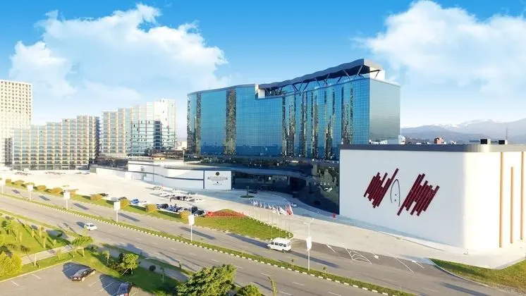 Euphoria Batumi Convention & Casino Hotel - Dış Mekan