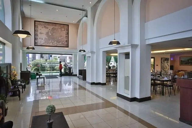 Eurotel Las Pinas - Lobi