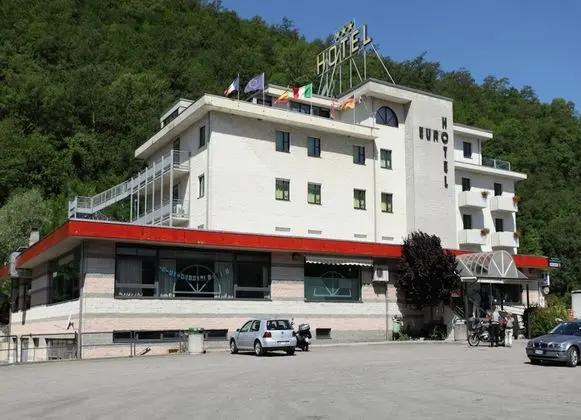 Euro Hotel - Dış Mekan