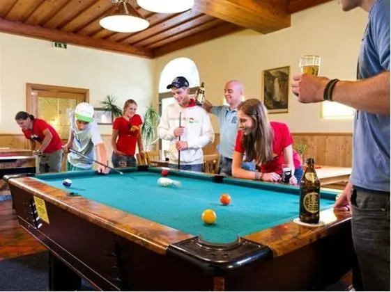 Euro Youth Hotel & Krone