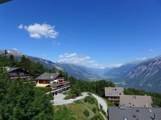 Europa 2 Crans-montana